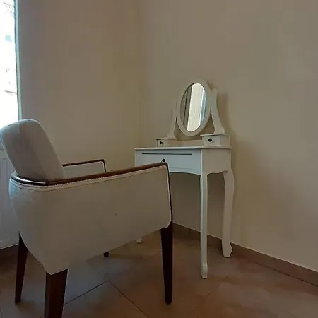 Apartment Dreamy Center 2 Thesbnbgr